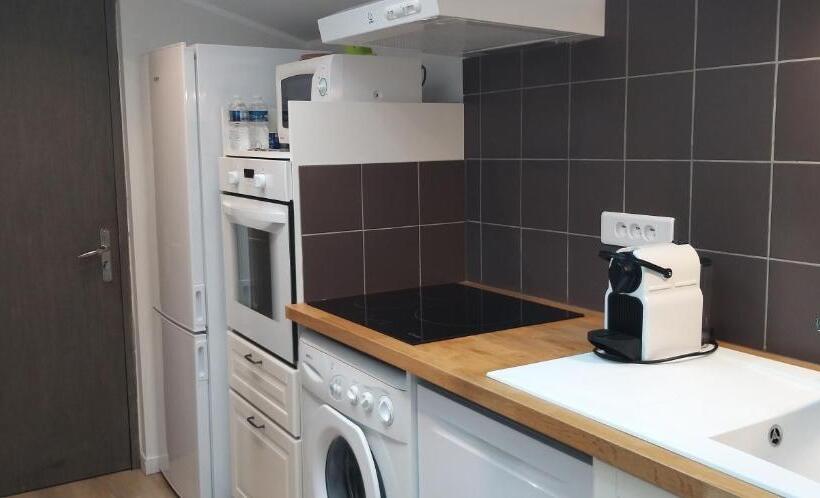 バルコニー付きデラックスルーム, Le Mas Des Alexandrins