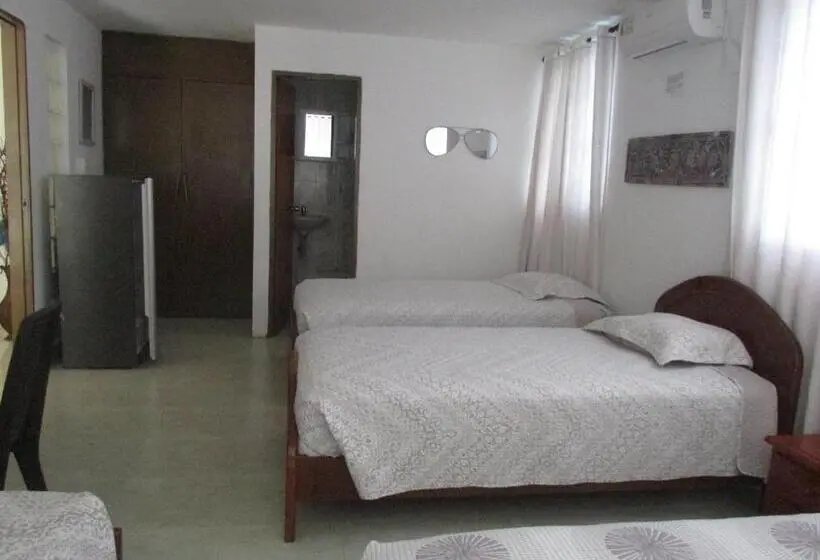 ４ベッドルームクラシックタイプ, Posada Hostal Miss Marlly