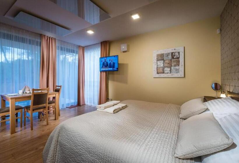 스탠다드 스튜디오, Apartmánový Dom Kriváň