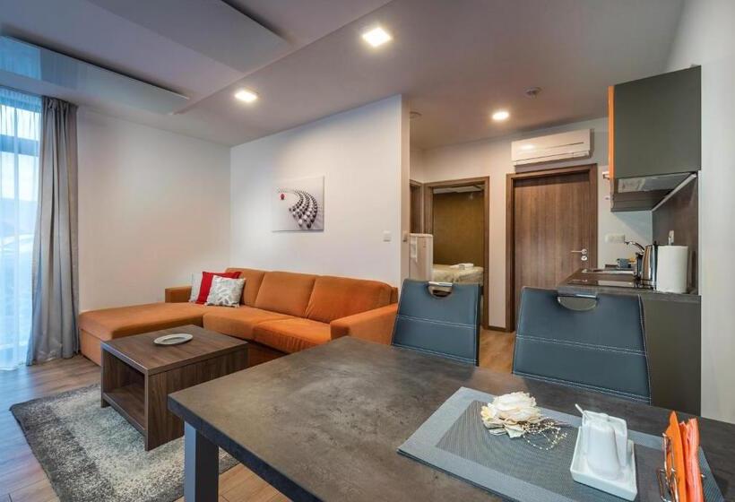 침실 1개 아파트, Apartmánový Dom Kriváň