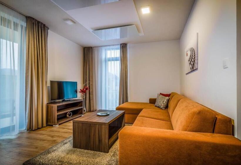 침실 1개 아파트, Apartmánový Dom Kriváň