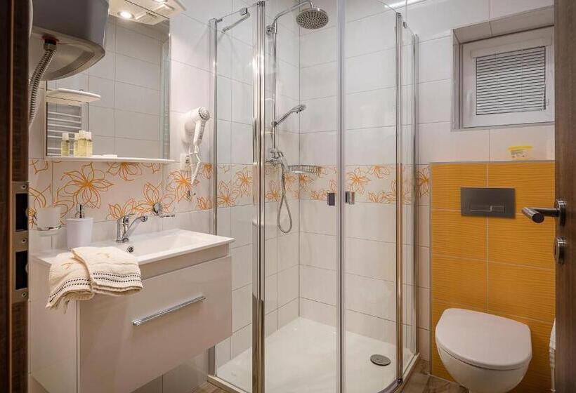 침실 1개 아파트, Apartmánový Dom Kriváň