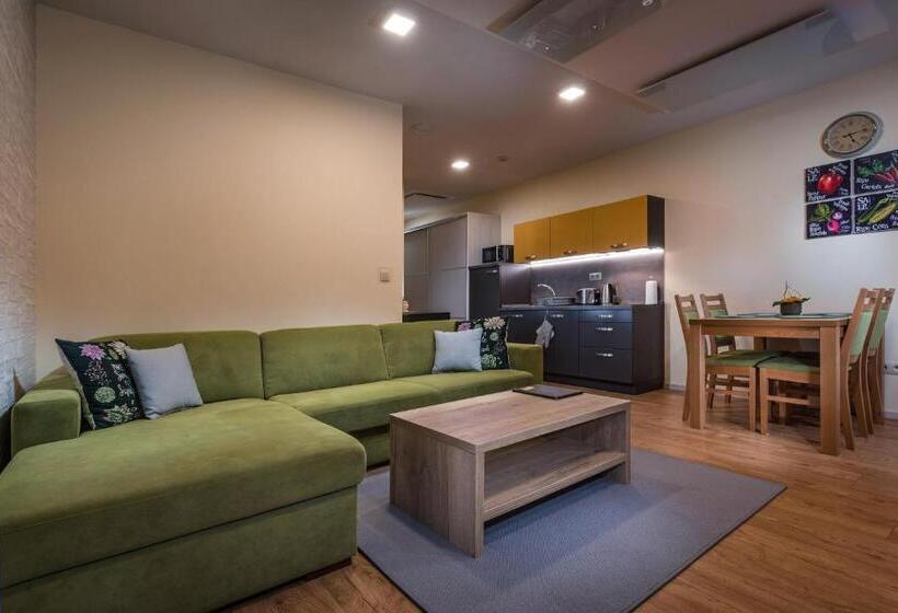 침실 1개 아파트, Apartmánový Dom Kriváň