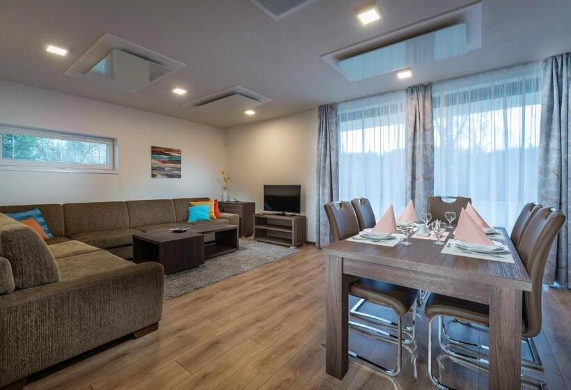 침실 1개 아파트, Apartmánový Dom Kriváň