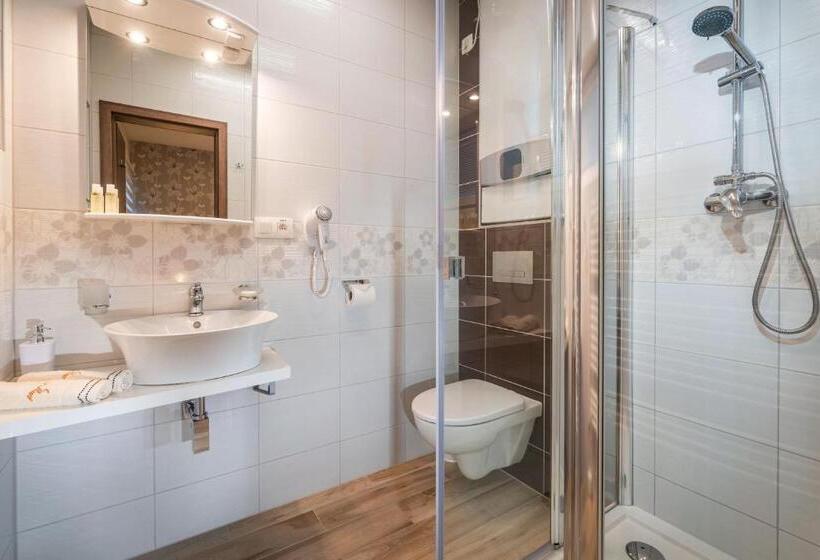 침실 1개 아파트, Apartmánový Dom Kriváň