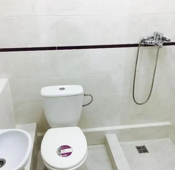 اتاق استاندارد, Hostel Train Station
