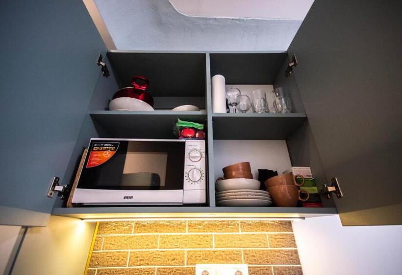 Standard Kolmen Hengen Huone, Kyiv Panorama Apartments Near Gulliver