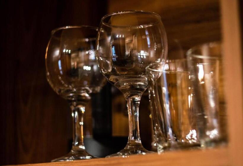 Standard Neljän Hengen Huone, Kyiv Panorama Apartments Near Gulliver