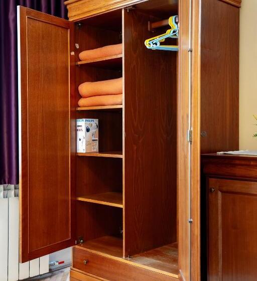 غرفة كومفورت ثلاثية, Lilla Panzió