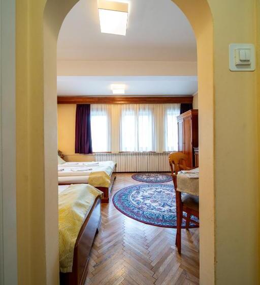 غرفة كومفورت ثلاثية, Lilla Panzió