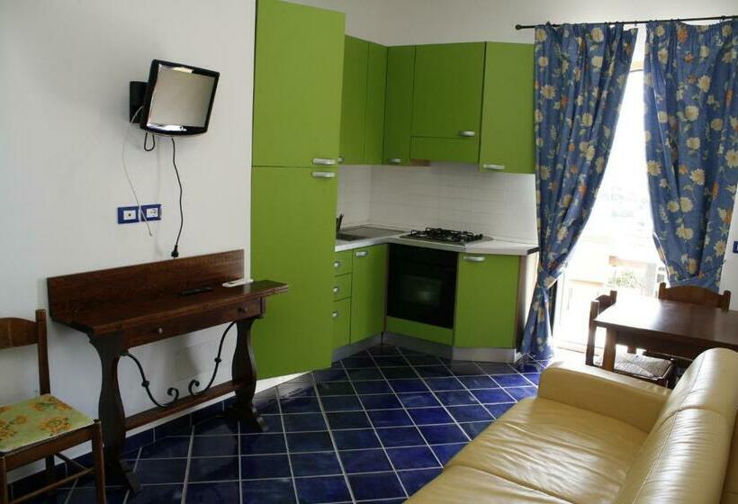 Апартаменты 1 Спальня с Террасой, Mareluna Ischia