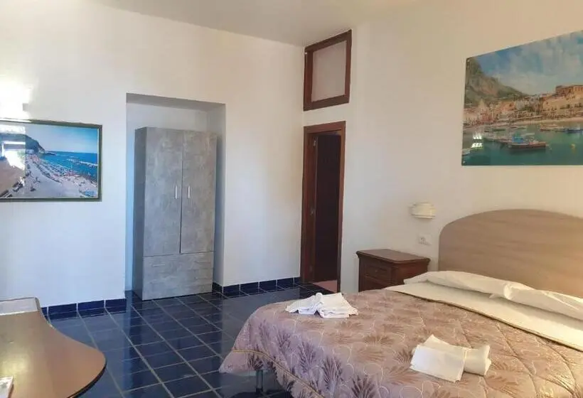 スタンダード４人部屋, Mareluna Ischia