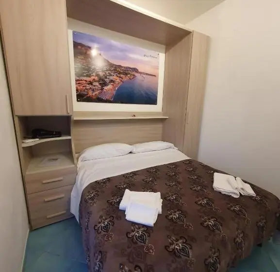 ベーシックルーム, Mareluna Ischia