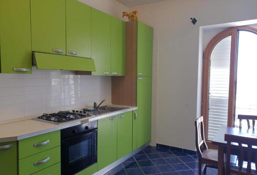 Apartamento 1 Dormitório Vista Mar, Mareluna Ischia