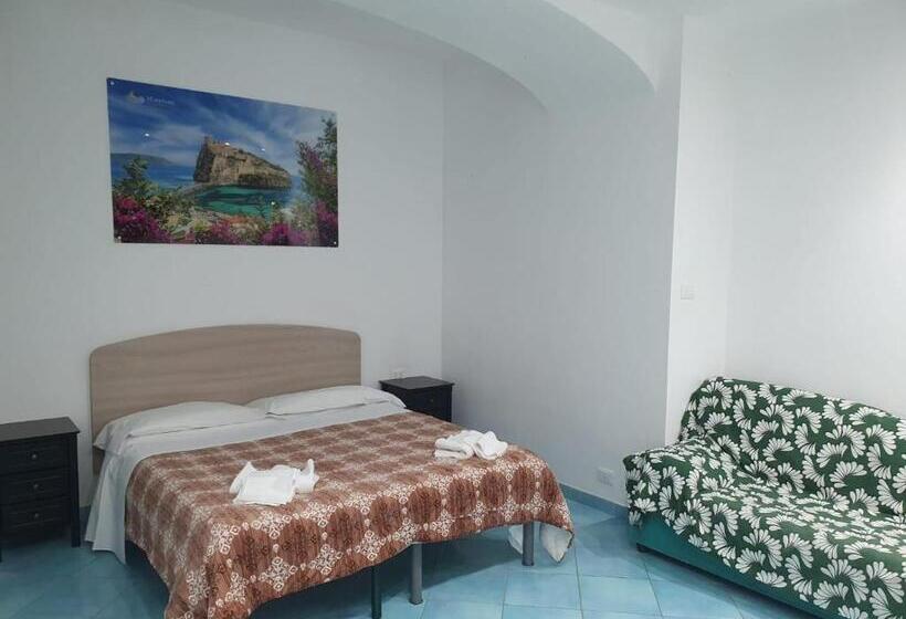 Quarto Quádruplo Economy, Mareluna Ischia