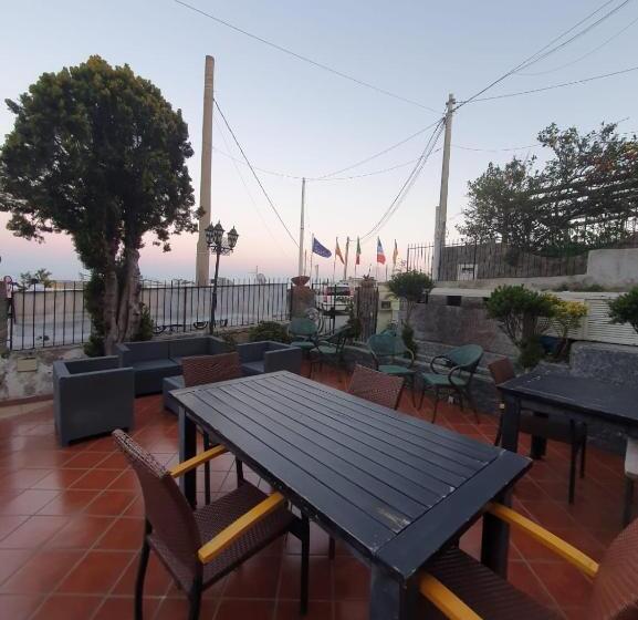 Quarto Quádruplo Estandar, Mareluna Ischia
