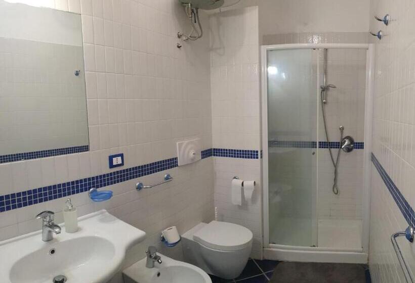 Apartamento 1 Dormitório com Terraço, Mareluna Ischia
