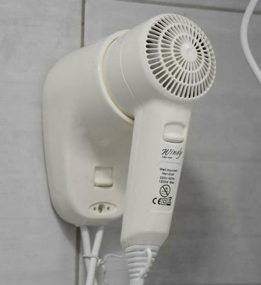 اتاق لوکس, Motel Centar