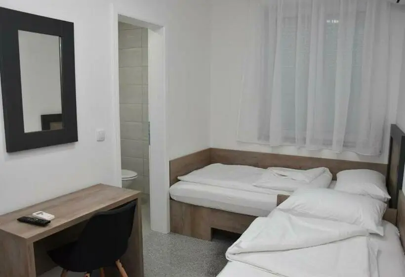 اتاق لوکس, Motel Centar