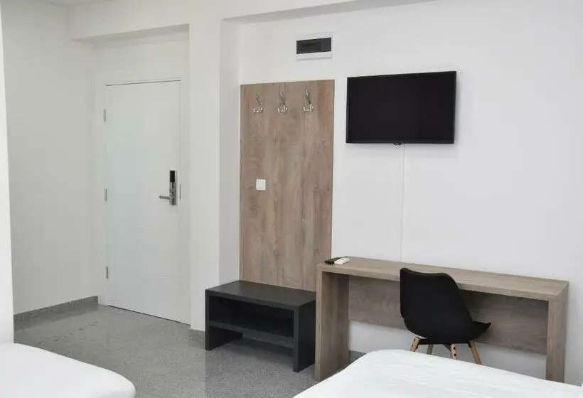 اتاق لوکس, Motel Centar