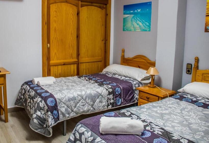 기본룸, Hostal Villaricos