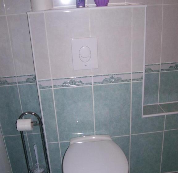 스탠다드 트리플 룸, Júlia Vendégház