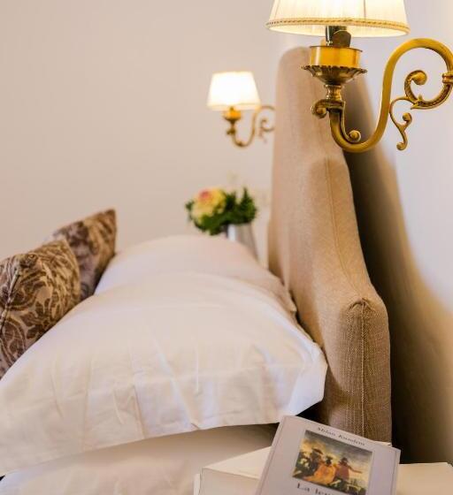 מיטת קינג בסוויטה, Masseria D'erchia