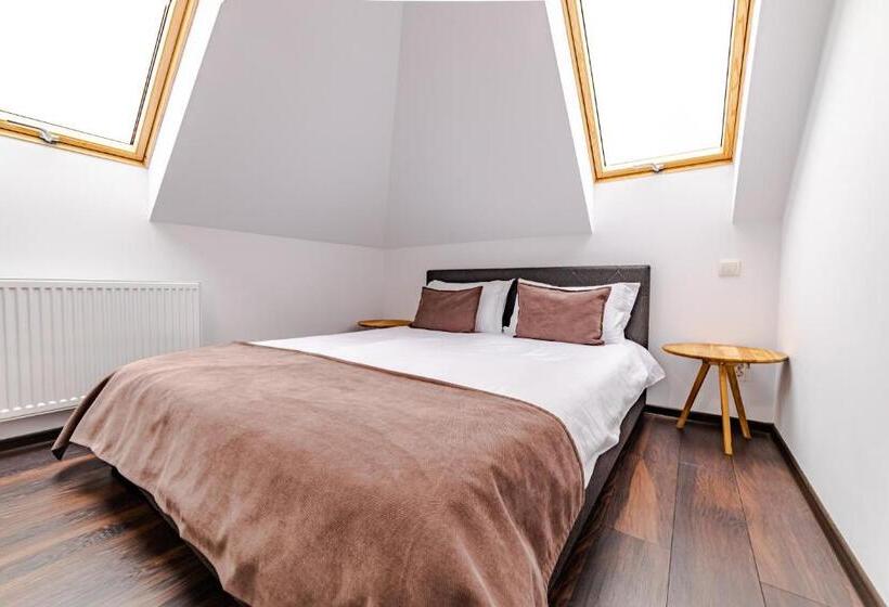 جناح مطلّ علي الجبل, Yael Luxury Apartments 3