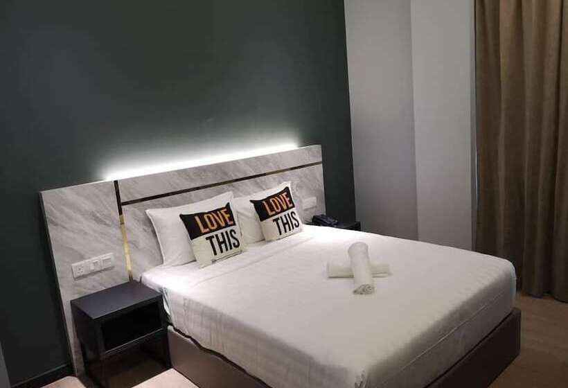 غرفة ديلوكس, 99 Sepang Klia