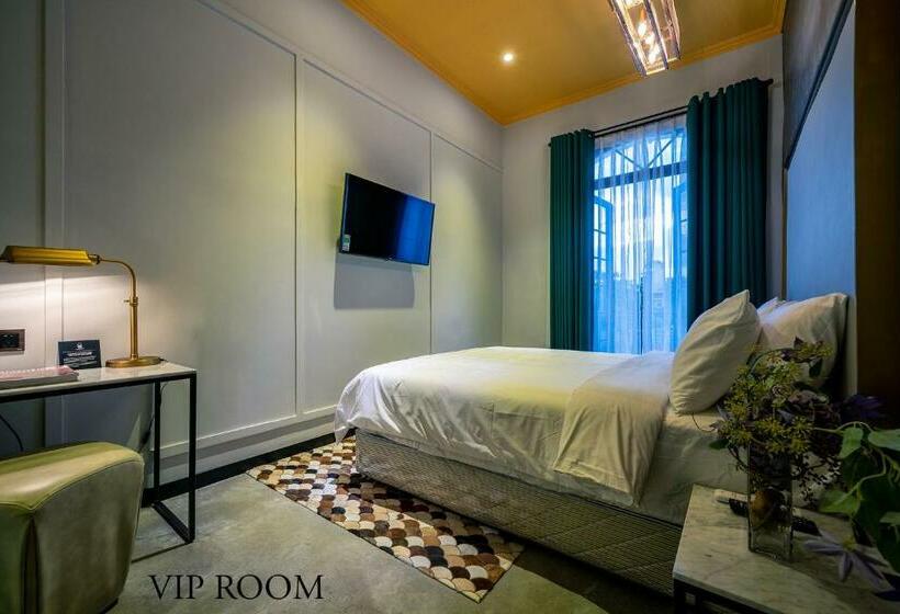 اتاق لوکس, Le Jardin Secret Saigon