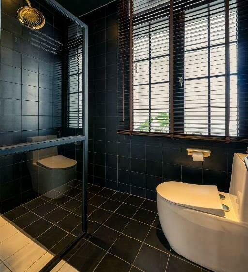 اتاق لوکس با بالکن, Le Jardin Secret Saigon