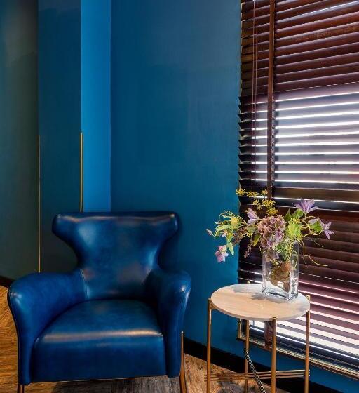 اتاق لوکس, Le Jardin Secret Saigon