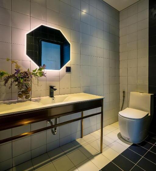 اتاق لوکس, Le Jardin Secret Saigon