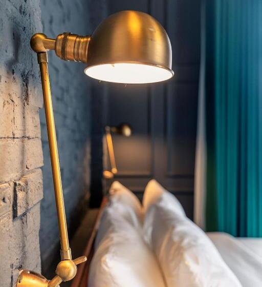 اتاق لوکس, Le Jardin Secret Saigon