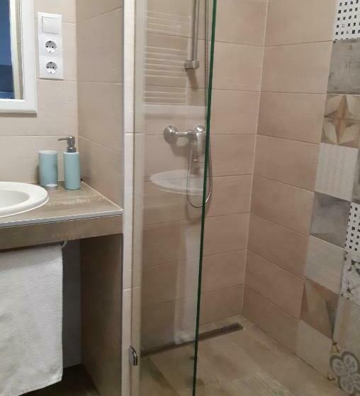 スタンダードルーム, Pihi Vendégház