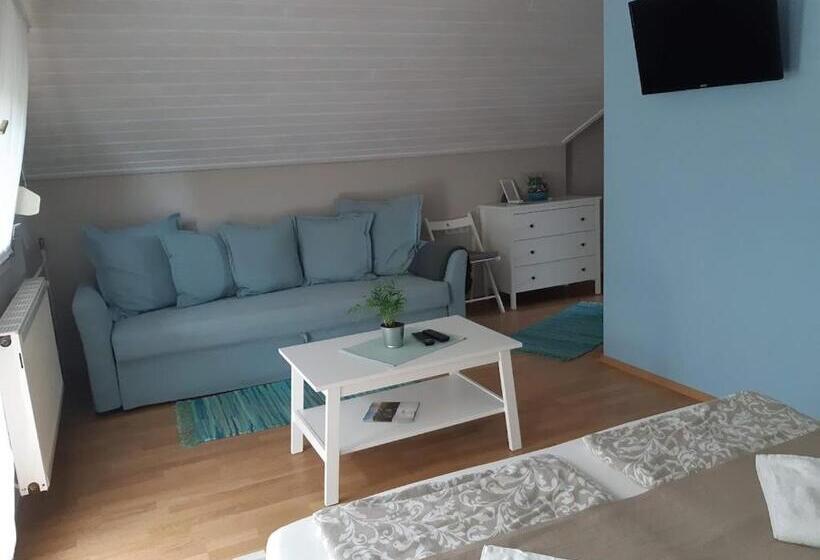 バルコニー付きデラックスルーム, Pihi Vendégház