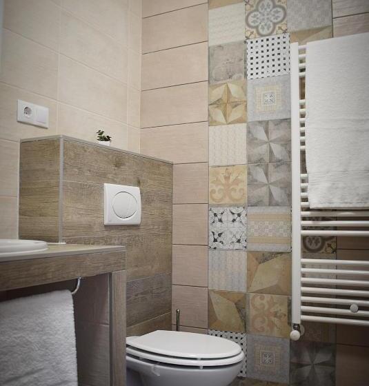 バルコニー付きデラックスルーム, Pihi Vendégház