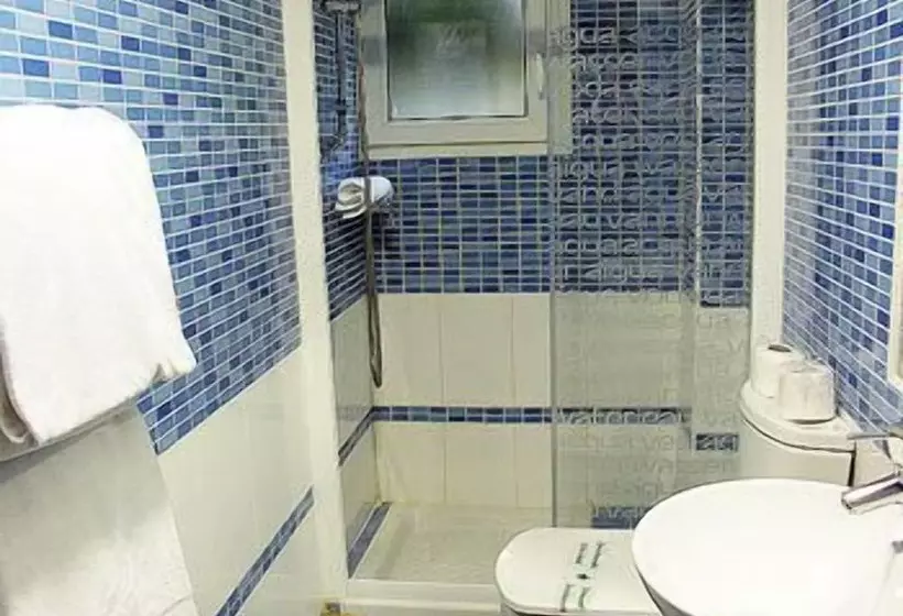 اتاق استاندارد, Auto Check In Hotel Las Nieves