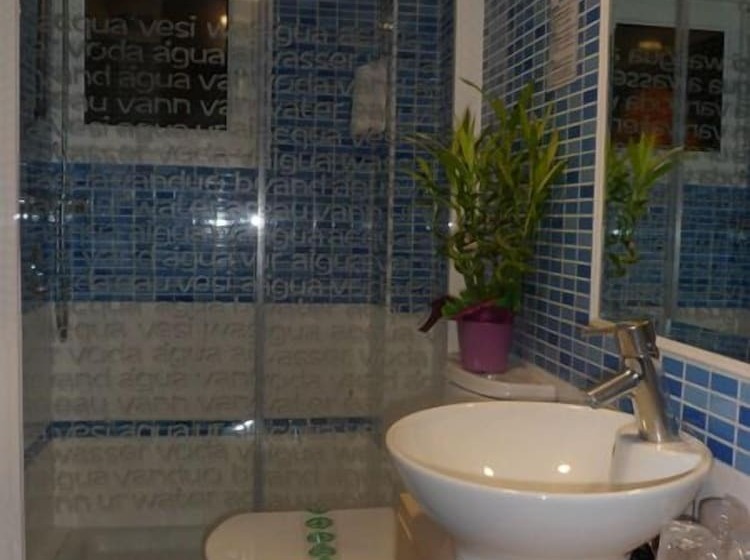 スタンダードルーム, Auto Check In Hotel Las Nieves