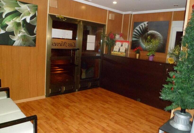 اتاق استاندارد سه نفره, Auto Check In Hotel Las Nieves