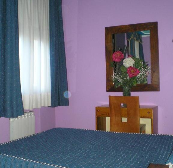 スタンダード4人部屋, Auto Check In Hotel Las Nieves