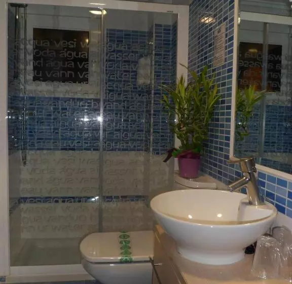 اتاق استاندارد چهار تخته, Auto Check In Hotel Las Nieves