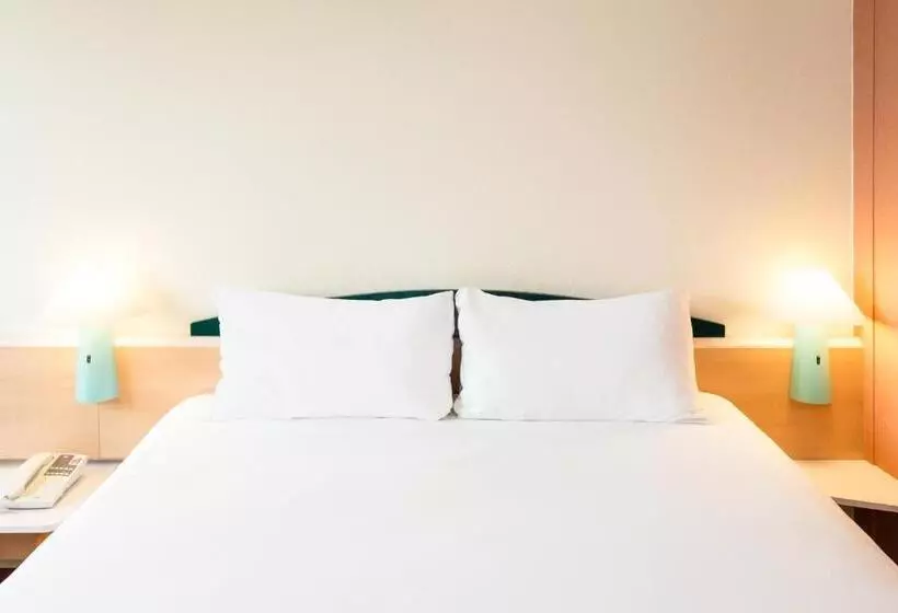 اتاق لوکس با چشم‌انداز, B&b Hotel Zaragoza Centro