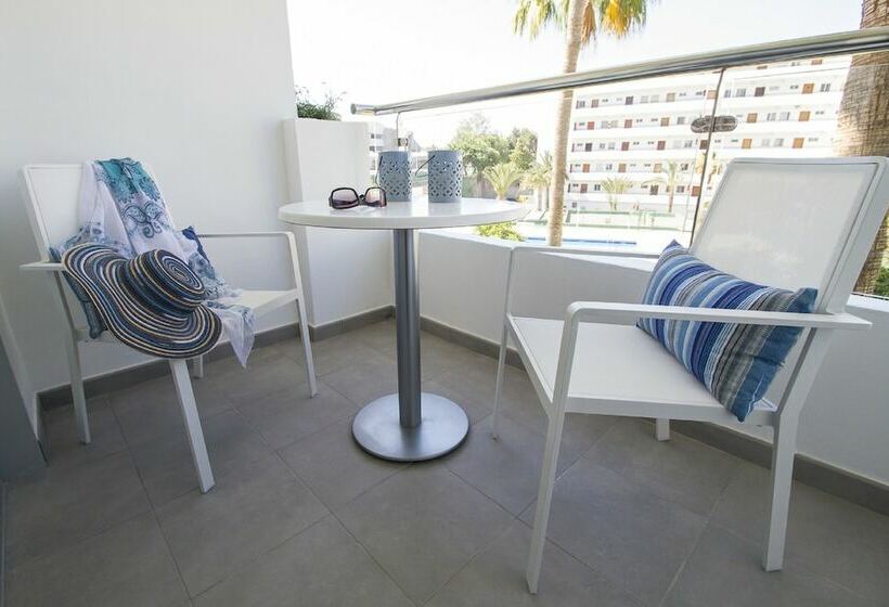 سوییت جونیور با چشمانداز دریا, Coral Ocean View - Adults Only