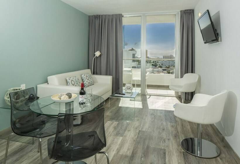 سوییت با چشمانداز دریا, Coral Ocean View - Adults Only