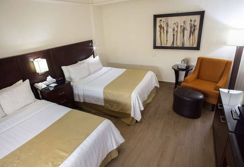 Номер Стандарт 2 Двуспальные Кровати, Best Western Centro Monterrey