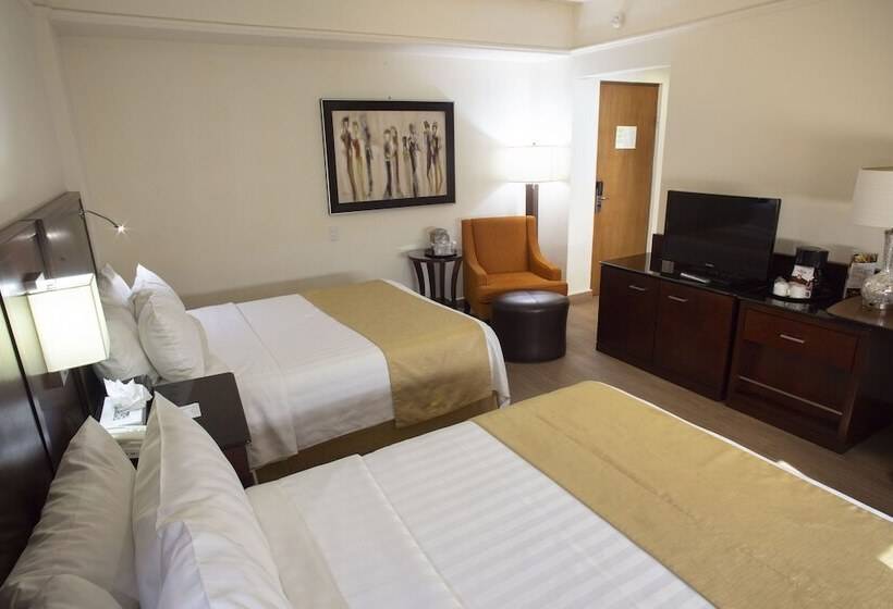 Номер Стандарт 2 Двуспальные Кровати, Best Western Centro Monterrey