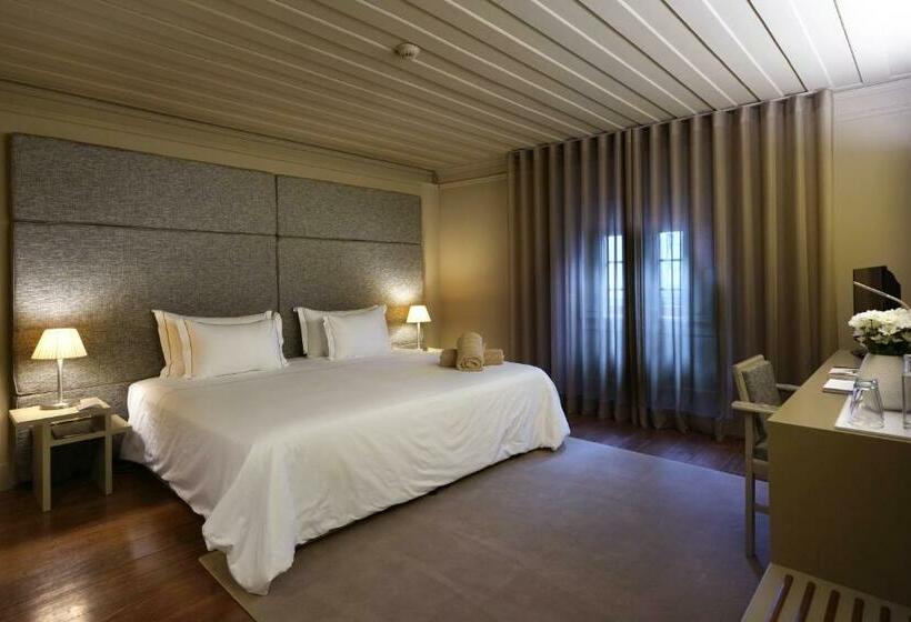 غرفة ديلوكس, Da Oliveira