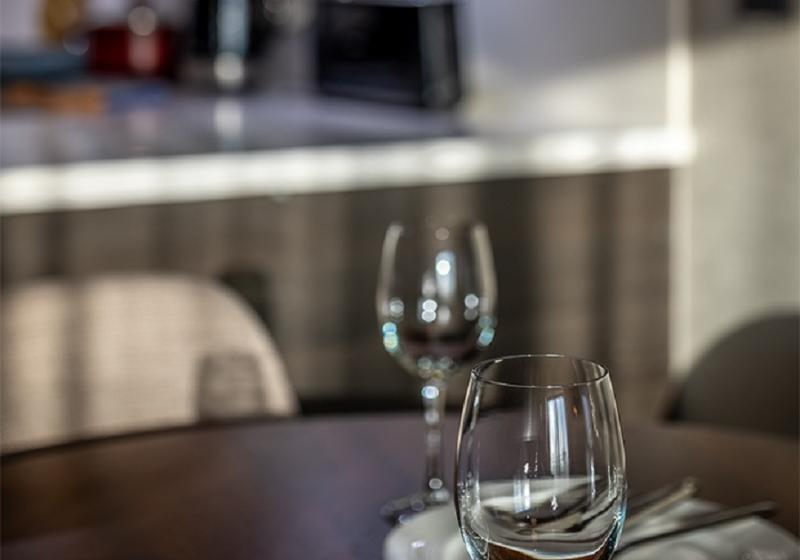 غرفة قياسية ثلاثية, Delle Nazioni