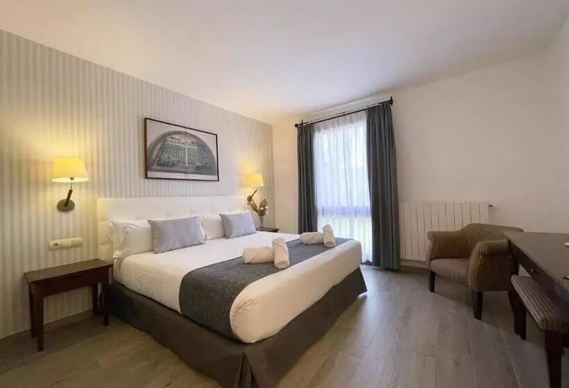 اتاق استاندارد, Fontanals Golf